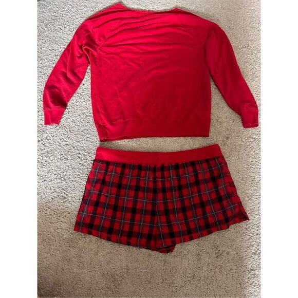 ‼️sale‼️Disney pajama set size large - Picture 2 of 4